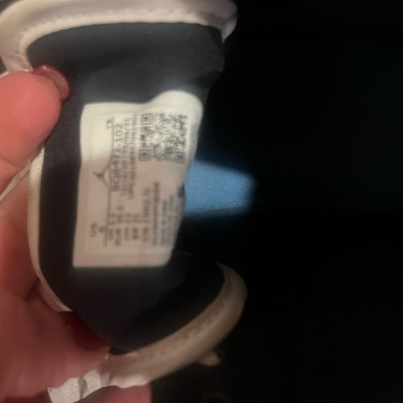 Air Jordan 1 Mid "Black/White/University Blue" sneakers size 6 like new - Picture 6 of 10